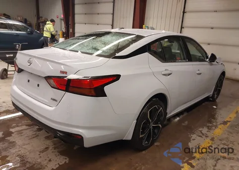 2024 Nissan Altima Sr Intelligent Awd z USA, uszkodzony, nr VIN 1N4BL4CW2RN364174